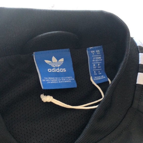 Adidas jacket size XS - Picture 2 of 4